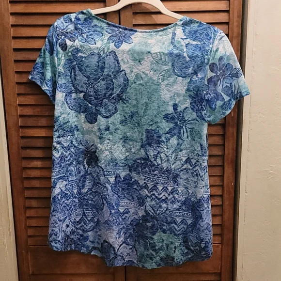 Ruby Rd. Top - Picture 6 of 6